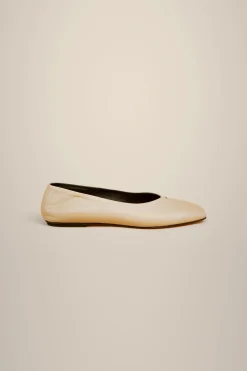 Ballerina A Punta-Liviana conti Store