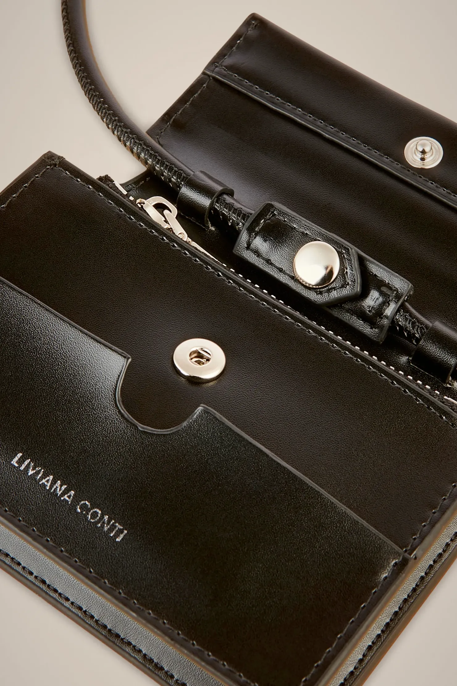 Mini Pouch-Liviana conti Hot