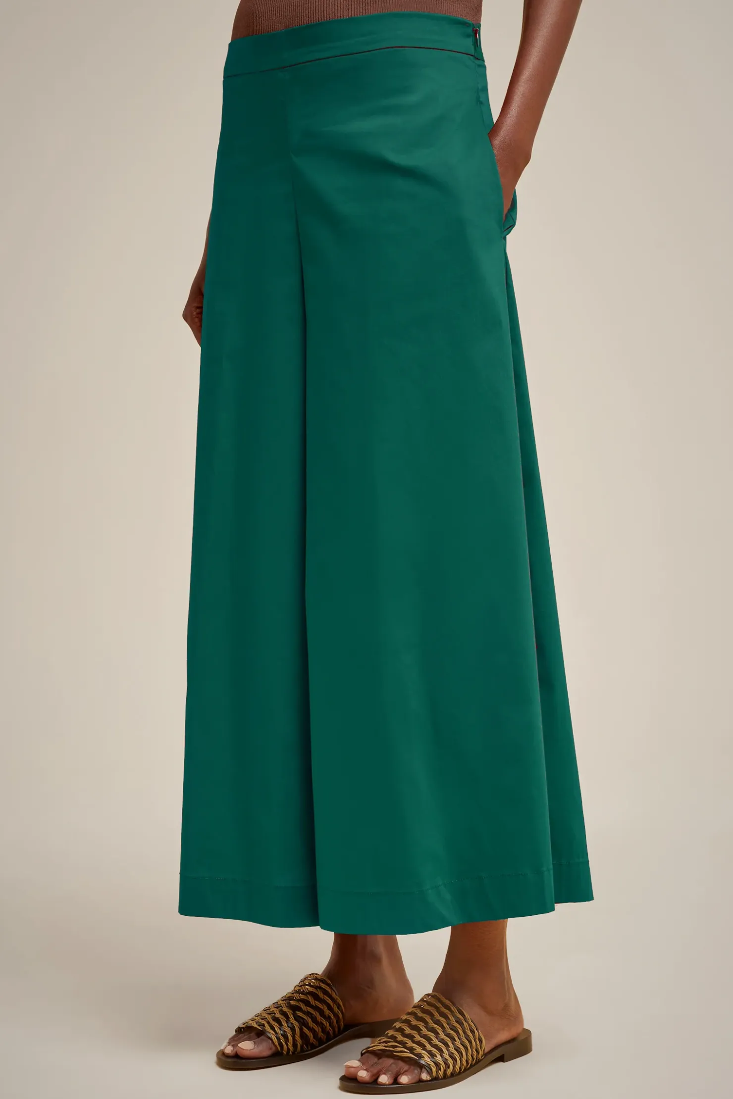 Pantalone-Liviana conti Discount