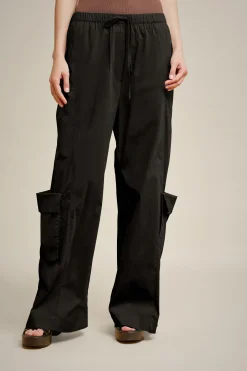 Pantalone-Liviana conti Online